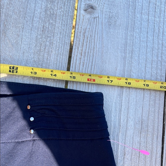 JM Collection Navy Cropped Pants - Picture 5 of 7
